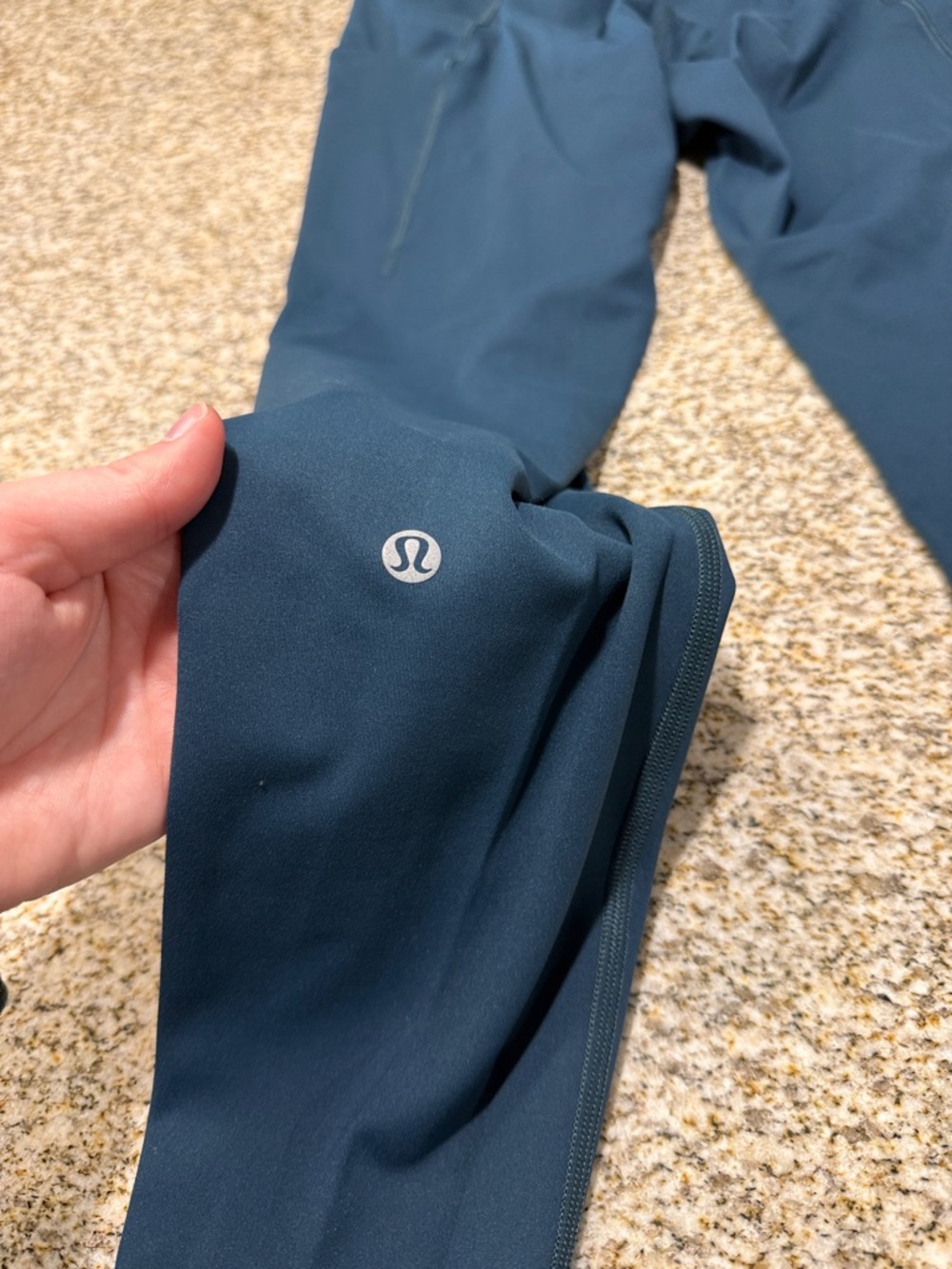 Wunder Train with pockets *25” - Picture 5 of 6